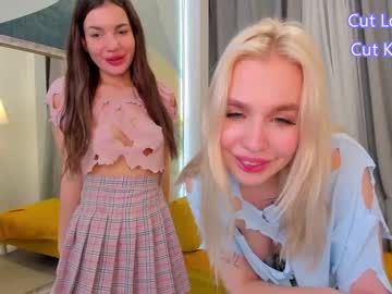 webcam couple shy_dolls live cam image #3334616