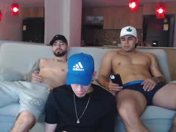 webcam man fratguysonline live cam image #4579911