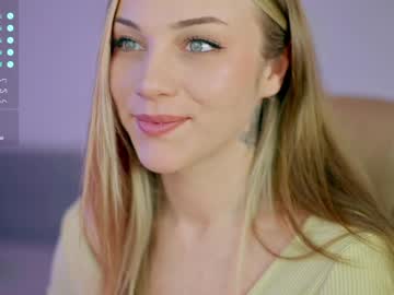 webcam girl mia_milagros live cam image #4124571