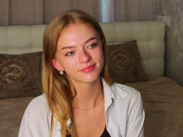 webcam girl philippagales live cam image #7115417