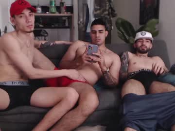 webcam man fratguysonline live cam image #2494148
