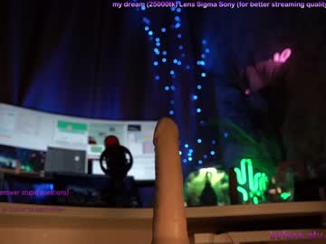 webcam girl kronniekray live cam image #899953
