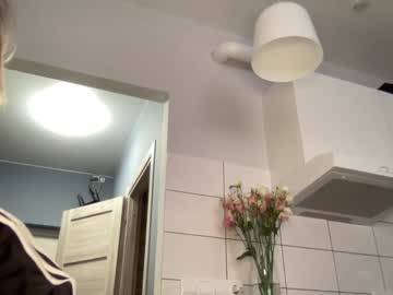 webcam girl angel_from_sky live cam image #4244651