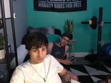 webcam man crashmonroe live cam image #2532530