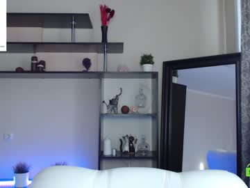 webcam girl adrykilly live cam image #2175609