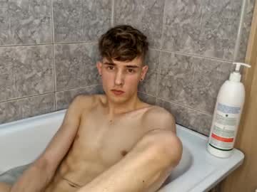 webcam man james_mil live cam image #5593680
