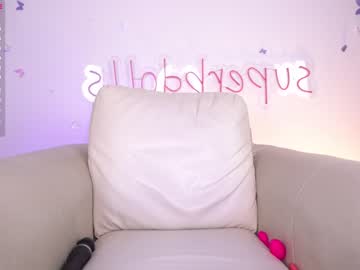 webcam girl princessasiana live cam image #3681438