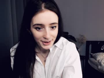 webcam girl lisawoo live cam image #1107822