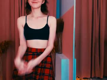 webcam girl hailiemills live cam image #3126332