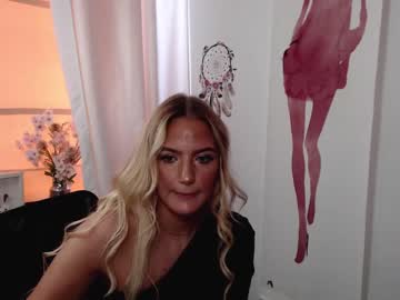 webcam girl shy_zorii live cam image #1463462