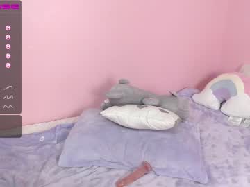 webcam girl little_effy18 live cam image #1640109