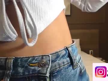 webcam girl hot_chill__ live cam image #3218396