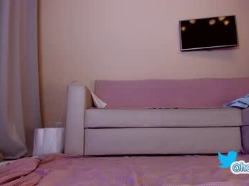 webcam girl hollyextra live cam image #2950504