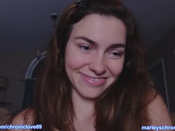 webcam girl chroniclove live cam image #4893381