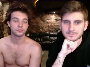 webcam man straighttattoedbasement live cam image #2739909