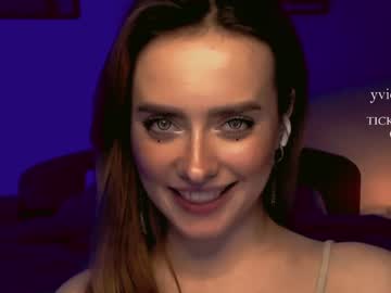 webcam girl _yvie_ live cam image #559600