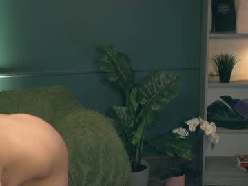webcam girl lolly_bella_ live cam image #759203