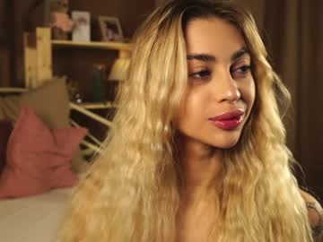 webcam girl cuteelsa_ live cam image #5433165