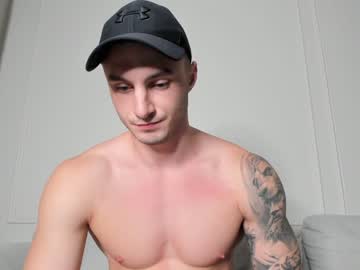 webcam man zeus2103 live cam image #827752
