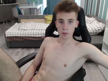 webcam man cute_brian live cam image #4909383