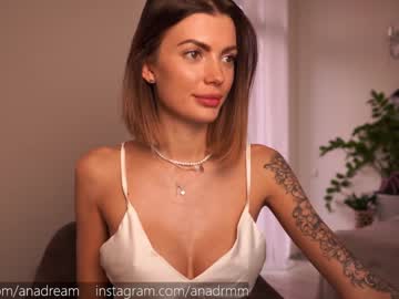 webcam girl dreamana live cam image #1501118