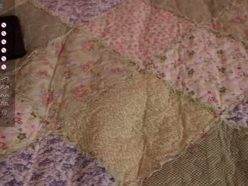 webcam girl lilla_cutie live cam image #6748226