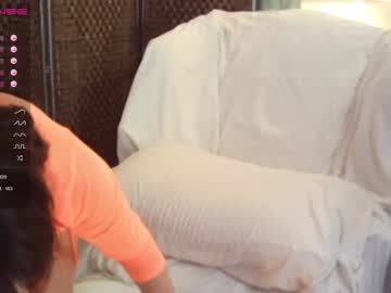 webcam girl chantilly_bonbon live cam image #951383