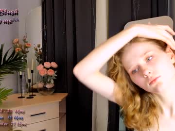 webcam girl navy_blush live cam image #6347861