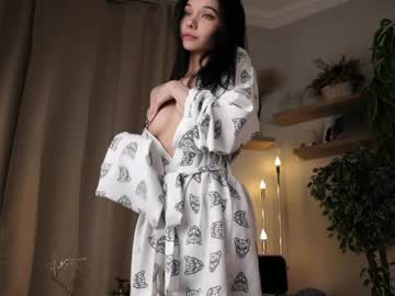 webcam girl riskyproject live cam image #6930718