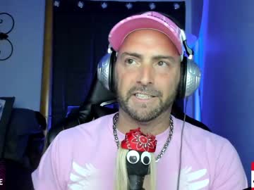 webcam man whaaaaaaaat live cam image #2273751