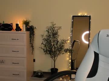 webcam girl ella_flar_ live cam image #2879483