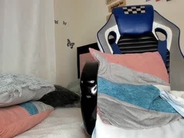 webcam girl holly__milk live cam image #4816652