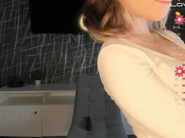 webcam girl lynnatlee live cam image #6792399