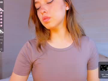 webcam girl darling_kira live cam image #2719504
