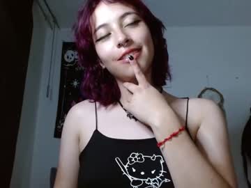 webcam girl liisaxx live cam image #6209584