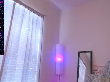 webcam girl petitebrat live cam image #5076206