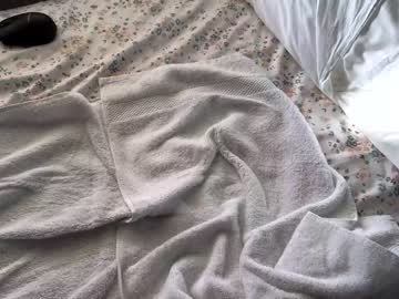webcam girl littlegreekflower live cam image #5980830