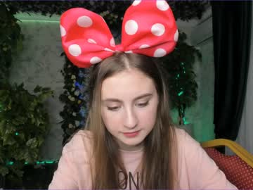 webcam girl elizabeth_wong live cam image #78643