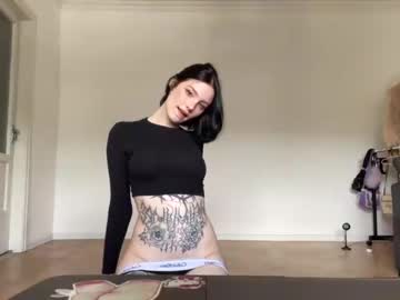 webcam tranny evelynforever live cam image #4394763