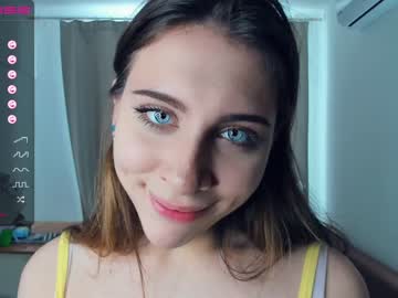 webcam girl il0_vee live cam image #4287423