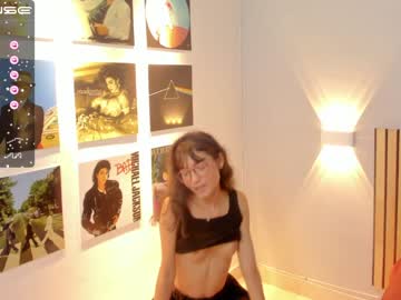 webcam girl little_effy18 live cam image #3626694