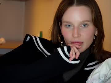 webcam girl ellaa91 live cam image #3309347