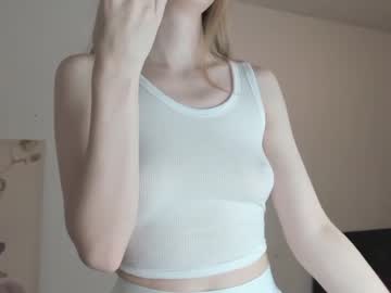 webcam girl infinite_reality live cam image #5365601