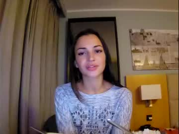 webcam girl toocutetohandle live cam image #2730278