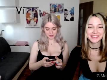 webcam couple melnextd live cam image #2984172