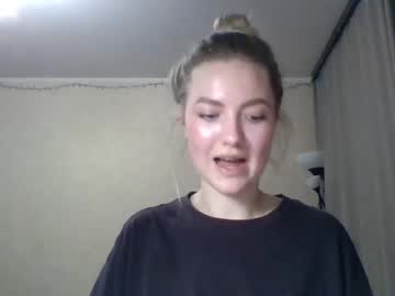 webcam girl aksssgirl live cam image #3797213