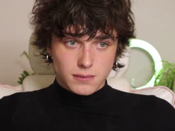 webcam man boyfromanothercity live cam image #6018002