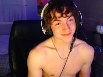webcam man iantease live cam image #3787745