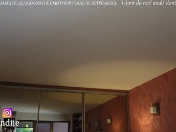 webcam girl bestblondiiecb live cam image #4612119