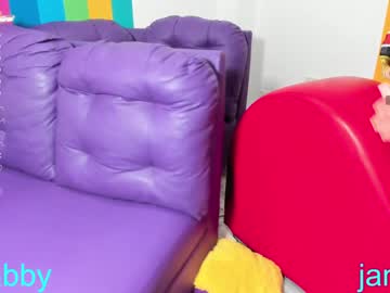 webcam girl cutee_world live cam image #5864620